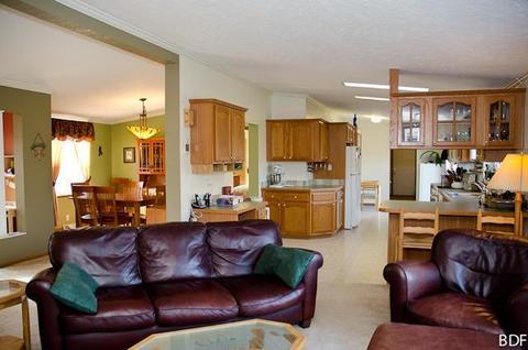 2483 E Glendora, Buchanan, MI 49107 photo 2