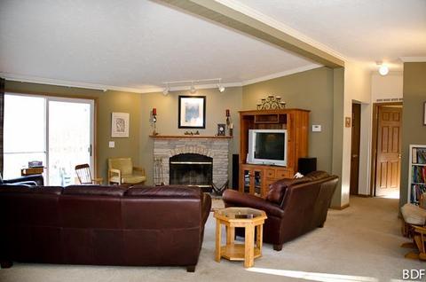 2483 E Glendora, Buchanan, MI 49107 photo 10