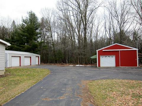 19303 Brandywine Dr E, Gobles, MI 49055 photo 5