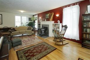 700 Walnut, Three Rivers, MI 49093 photo 3