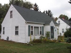 1049 Pearl St, Belding, MI 48809 photo 5