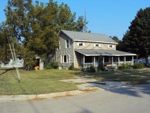 710 Days Ave, Buchanan, MI 49107 photo 1