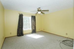 307 W Bennett St, Three Rivers, MI 49093 photo 3