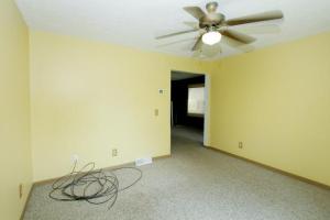 307 W Bennett St, Three Rivers, MI 49093 photo 4