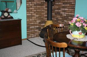 676 W Mohawk Trl, White Cloud, MI 49349 photo 5