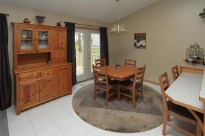 45 Eagle Greens Ct, Plainwell, MI 49080 photo 3