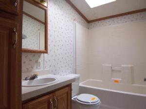 2240 Willard St, Harrison, MI 48625 photo 7