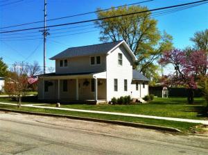 114 Maple St, Three Oaks, MI 49128 photo 1
