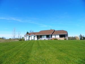 57687 M-62, Cassopolis, MI 49031 photo 1