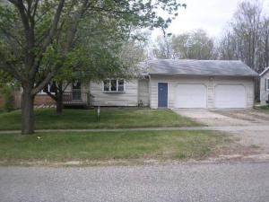 336 S Sunset, Plainwell, MI 49080 photo 2