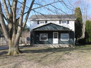 911 S Constantine, Three Rivers, MI 49093 photo 1