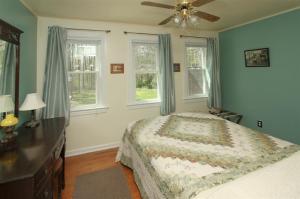 156 11th St, Plainwell, MI 49080 photo 22