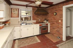 156 11th St, Plainwell, MI 49080 photo 11