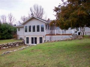 641 2nd St, Plainwell, MI 49080 photo 2