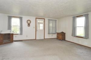 669 Pierce Rd, Plainwell, MI 49080 photo 3