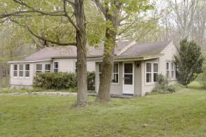 669 Pierce Rd, Plainwell, MI 49080 photo 1