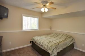 22 Overlook Dr, Plainwell, MI 49080 photo 12