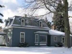 123 E Lewis Cir, Whitehall, MI 49461 photo 2