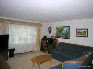 573 9th St, Plainwell, MI 49080 photo 5