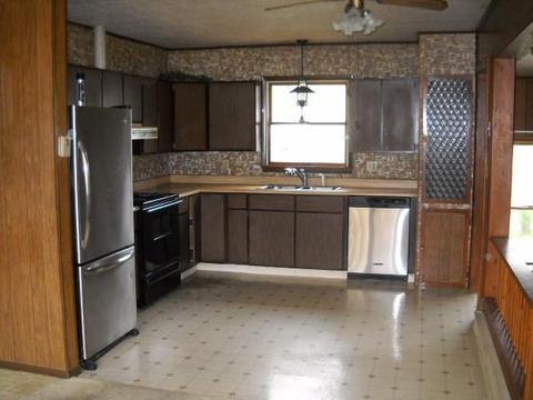5423 Circle Dr, Reading, MI 49274 photo 2
