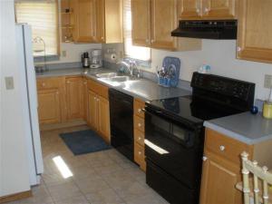 51156 Maple Rd, Marcellus, MI 49067 photo 2