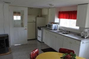 10531 N Java Rd, Irons, MI 49644 photo 5