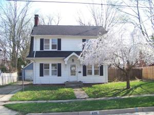 405 W Third St, Buchanan, MI 49107 photo 1