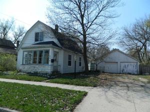 175 Maple St, Sparta, MI 49345 photo 2