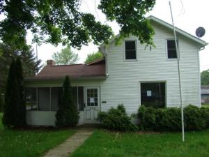 532 Clinton St, Marshall, MI 49068 photo 1