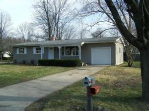 832 Forest St, Marshall, MI 49068 photo 1