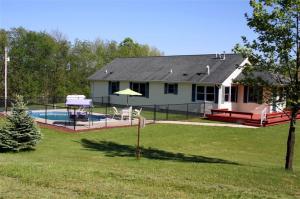7904 Parsonage Rd, Saranac, MI 48881 photo 10