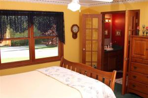 7904 Parsonage Rd, Saranac, MI 48881 photo 18