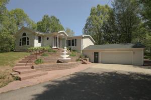 1026 Bronson Ave, Plainwell, MI 49080 photo 1