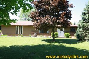 24 2nd St, Plainwell, MI 49080 photo 2
