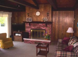 1309 S Derby Rd, Stanton, MI 48888 photo 9