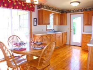 4190 Sandy Dr, Dorr, MI 49323 photo 2