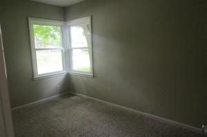 105 N Prospect St, Belding, MI 48809 photo 8