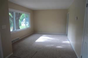105 N Prospect St, Belding, MI 48809 photo 3