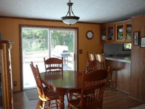982 Weaver Rd, Bronson, MI 49028 photo 4