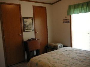 982 Weaver Rd, Bronson, MI 49028 photo 10