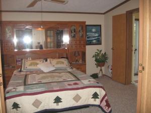1915 138th Ave, Dorr, MI 49323 photo 11