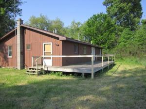 63683 White St, Cassopolis, MI 49031 photo 2