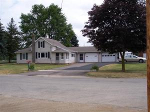 111 N East St, Waldron, MI 49288 photo 1