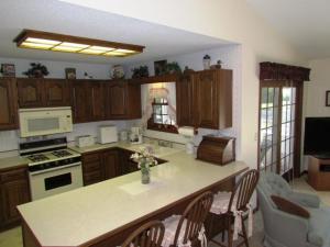 5835 Eidson Rd, St. Joseph, MI 49085 photo 8