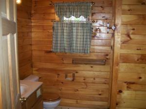 13675 Brewer Rd, Brethren, MI 49619 photo 8