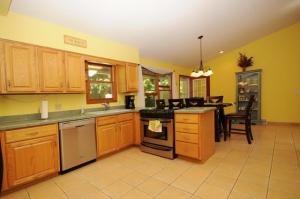 16810 E De Ave, Augusta, MI 49012 photo 5