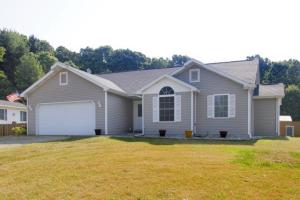 10384 Riverview Dr, Plainwell, MI 49080 photo 1