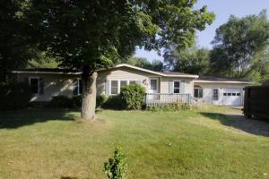 937 Charles St, Plainwell, MI 49080 photo 1