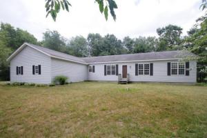 794 109th Ave, Plainwell, MI 49080 photo 1