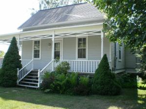 8112 Second St, Onekama, MI 49675 photo 1